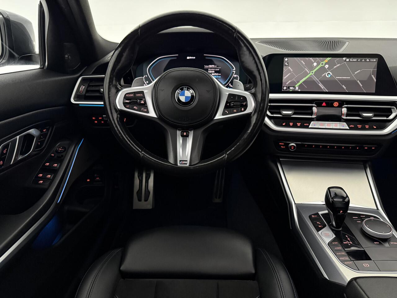 BMW 3-SERIE 330e xDrive Touring M-Sport | SOH: 91% | Pano | H/K | Memory | Trekh. | Stoel/Stuur verw. | Sfeer | Virtual | Camera | Carplay | Adap. Cruise