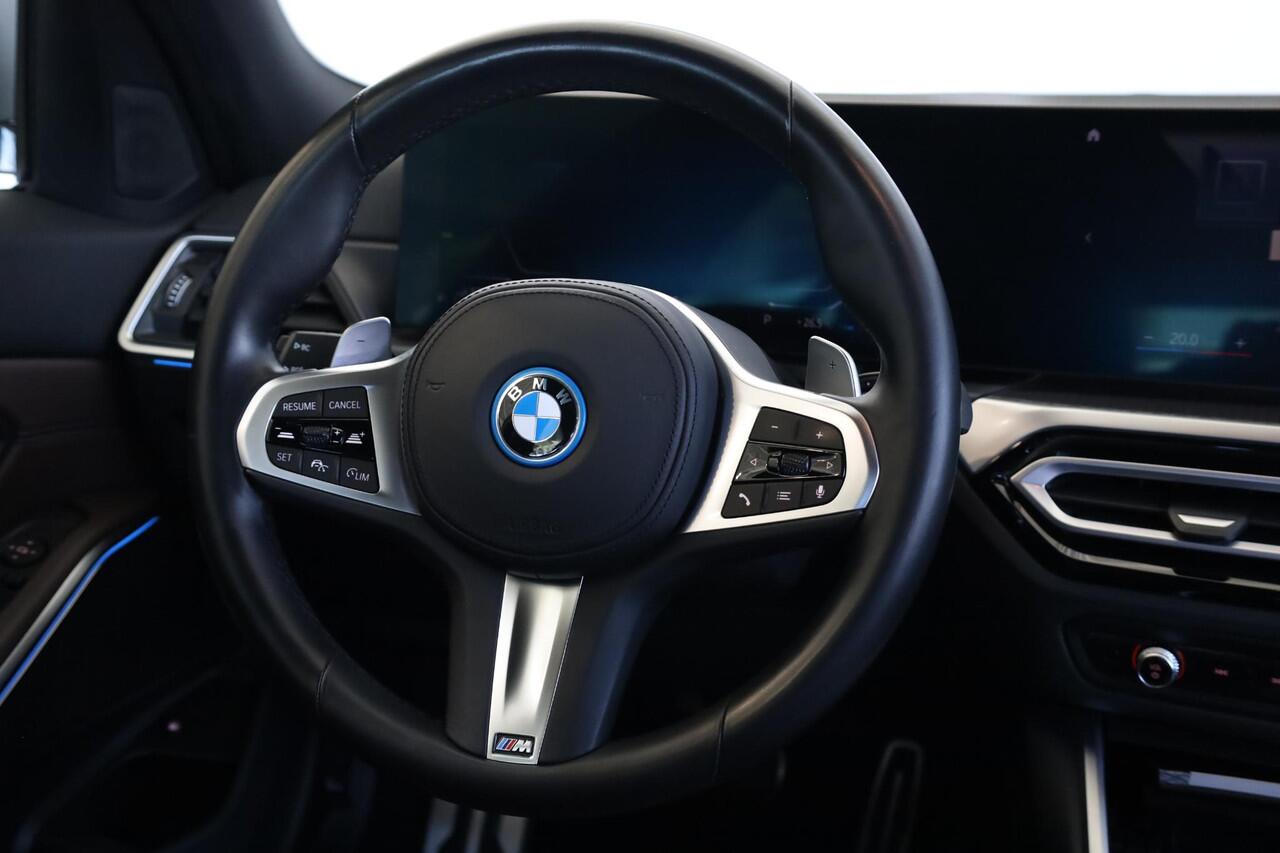 BMW 3-SERIE Sedan 330e | M Sportpakket
