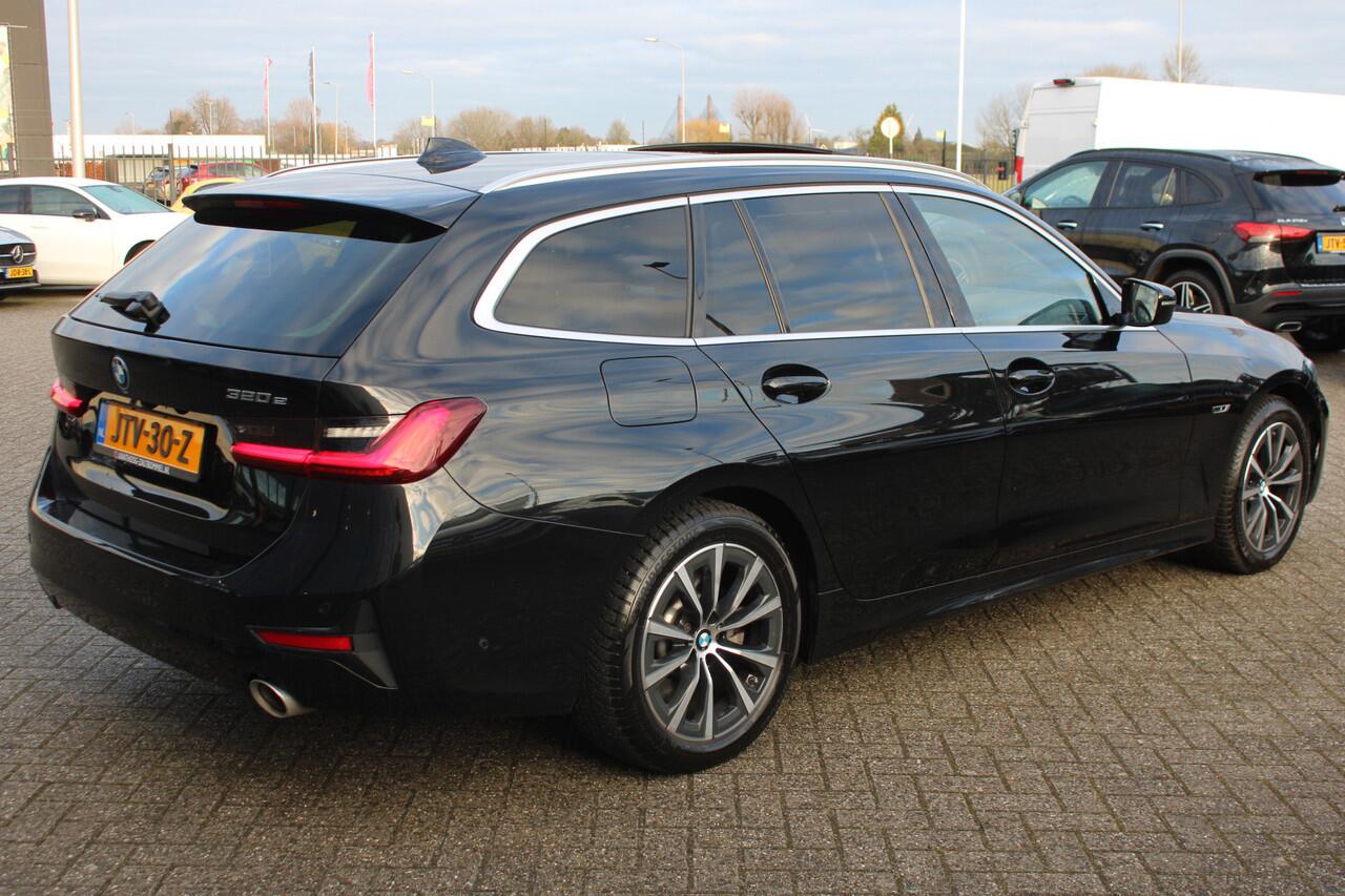 BMW 3-SERIE Touring 320e Business Edition Plus PANORAMADAK LEDER CARPLAY CAMERA