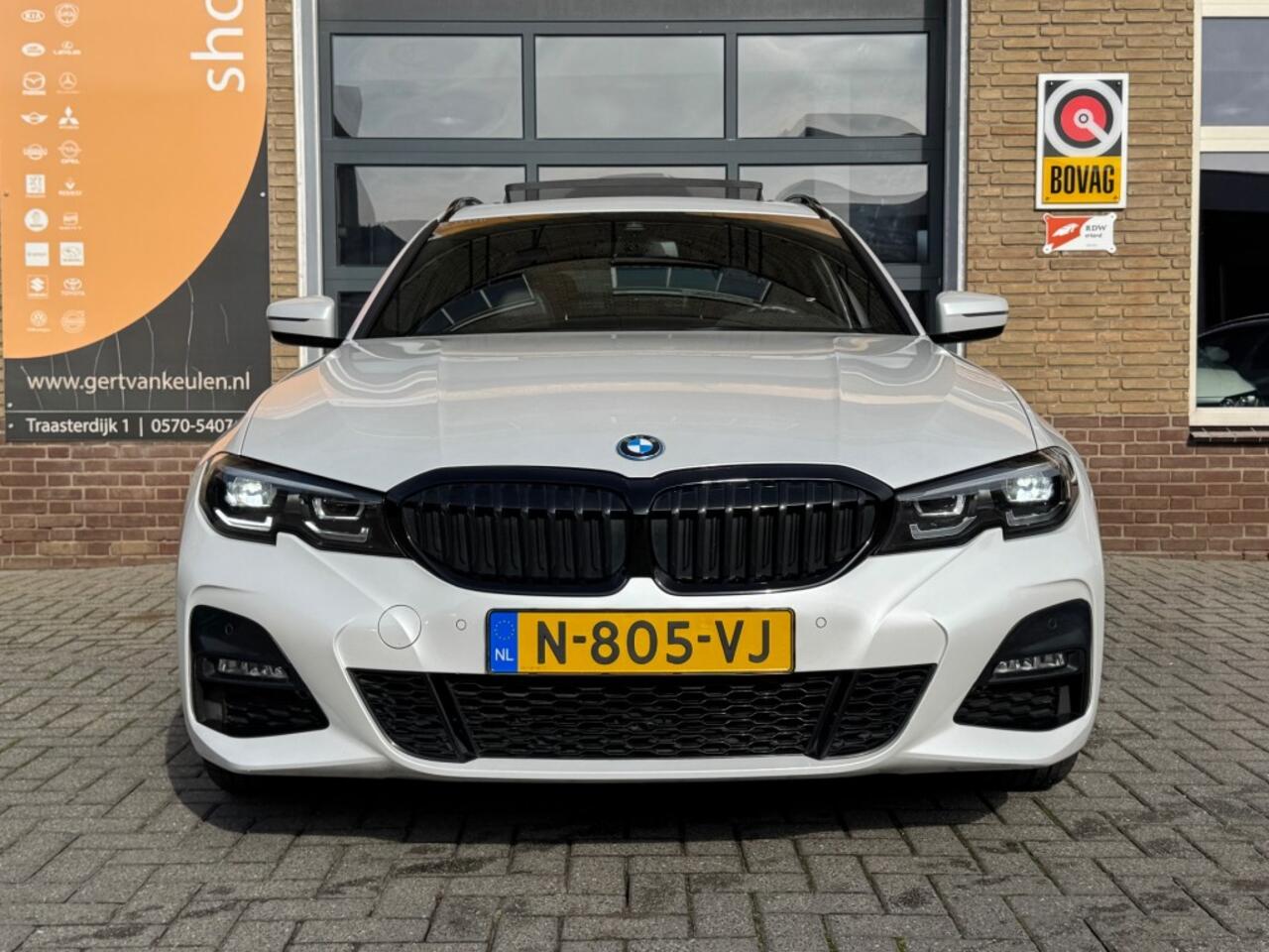 BMW 3-SERIE 320E TOURING HIGH EXECUTIVE M-SPORT PANO/LEER/LED/CAMERA/NL-AUTO