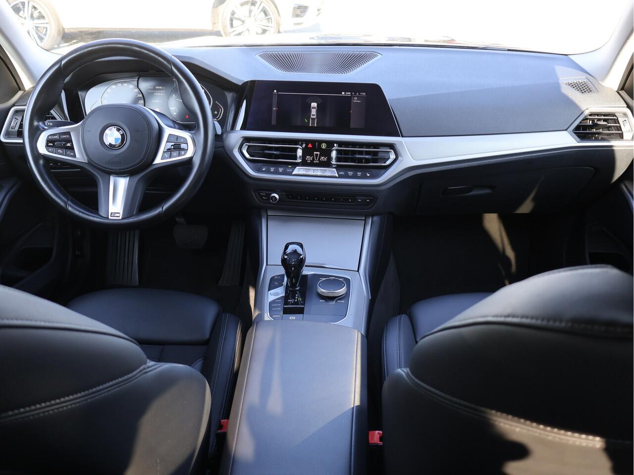 BMW 3-SERIE 320d High Executive Automaat | ACC | Carplay | LED | M Sport stuurwiel | Stoelverw. |