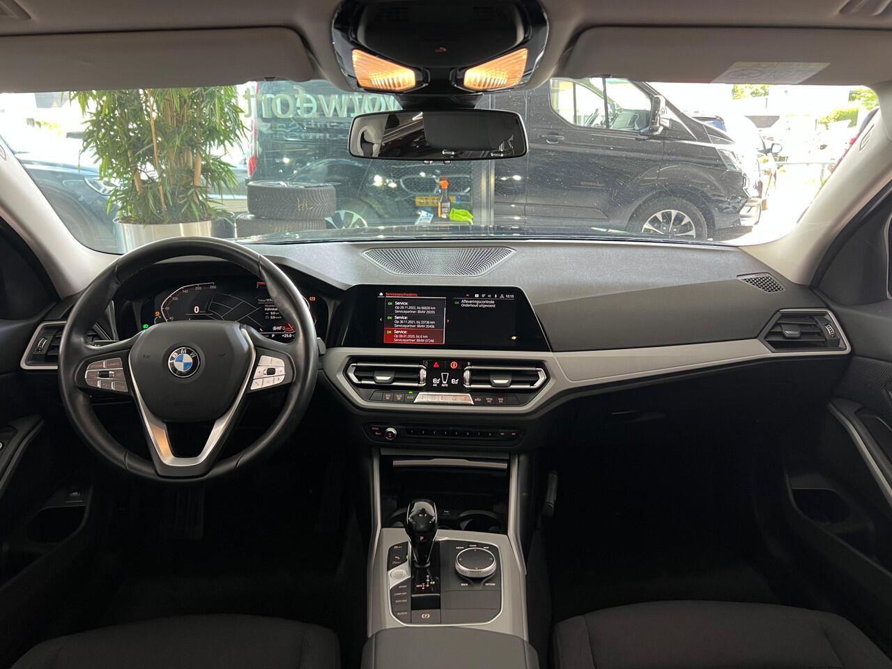 BMW 3-SERIE Touring 320i Executive Edition NL-AUTO | ACC |PARKEER CAMERA | NAVI |