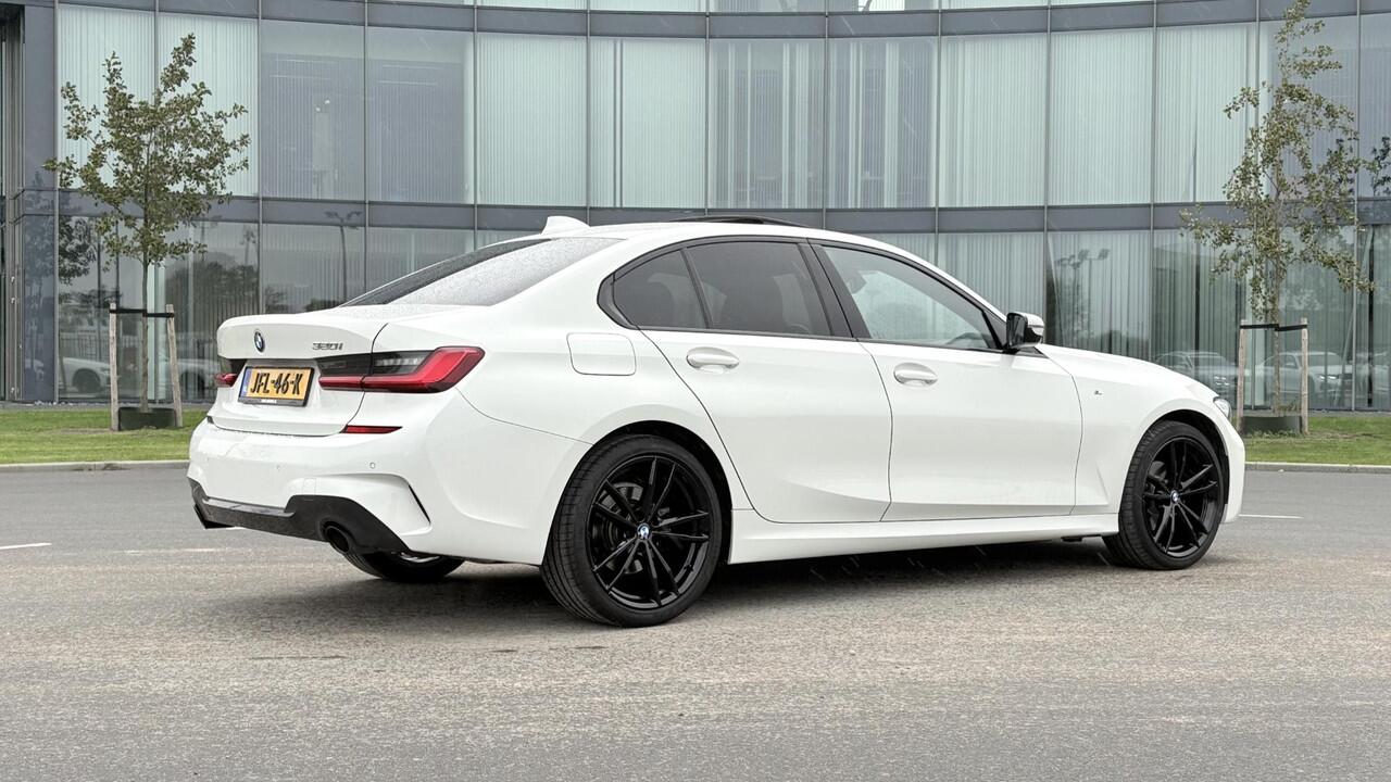 BMW 3-SERIE 320i High Executive M-Sport schuifdak