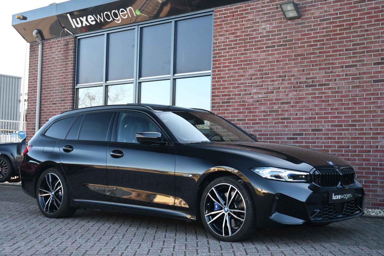 BMW 3-SERIE Touring 330e xDrive M-Sport Pro Pano M-zetels ACC HUD 19inch