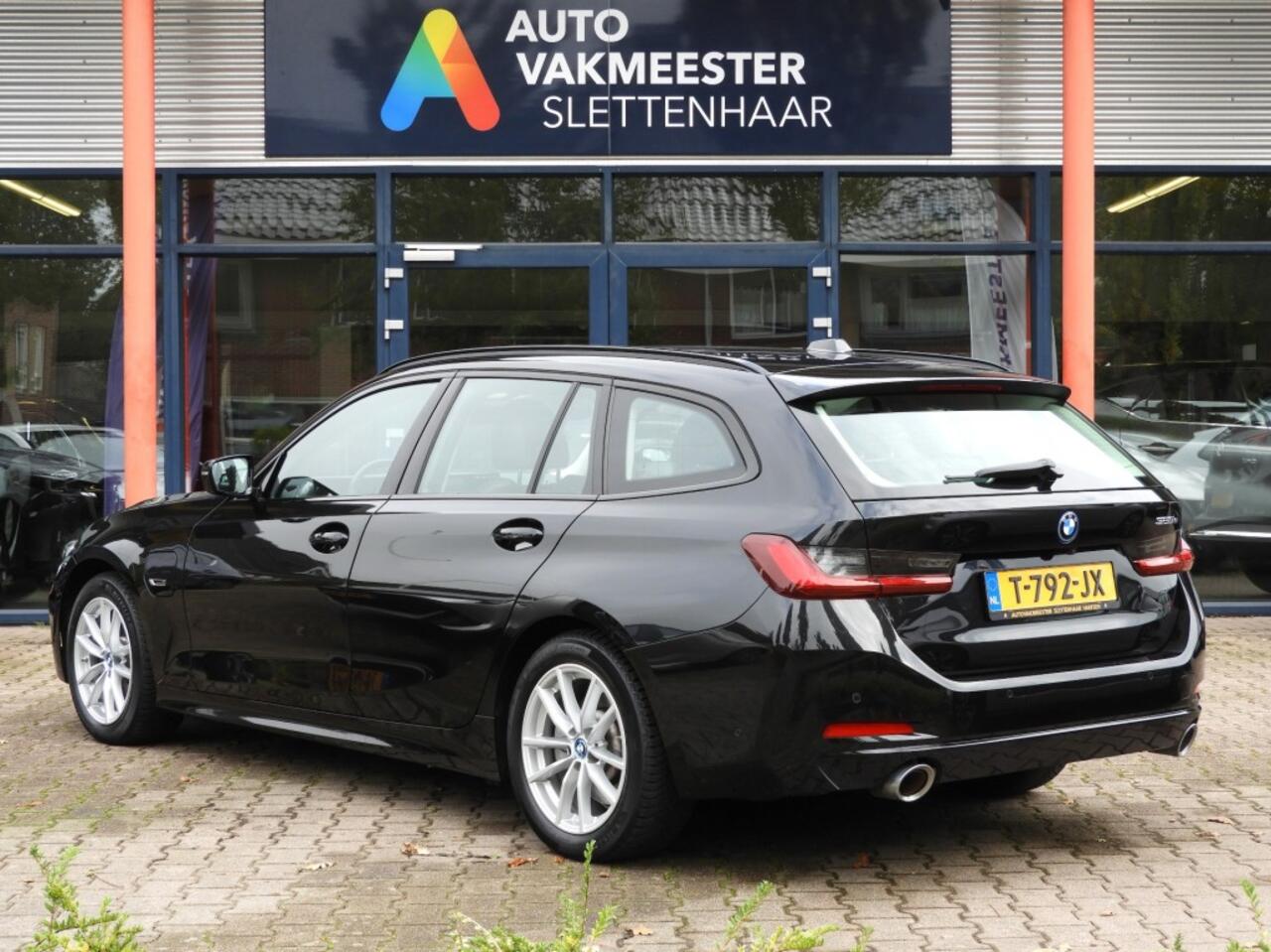 BMW 3-SERIE 320E PLUG-IN HYBRID WIDESCREEN NIEUW MODEL