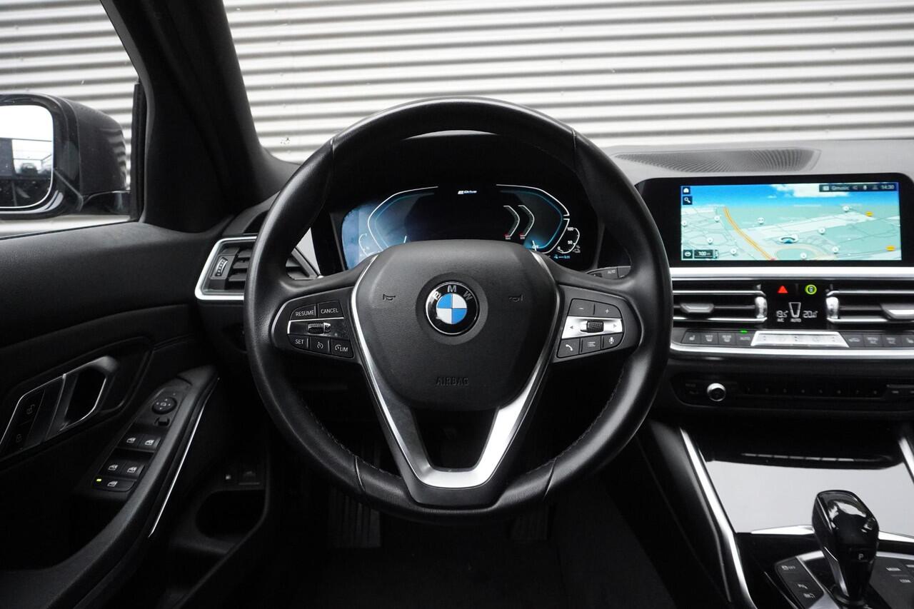 BMW 3-SERIE Touring 330e Business Edition Plus | Model Sport Line | Elektrisch verwarmde voorstoelen | BMW Laserlight