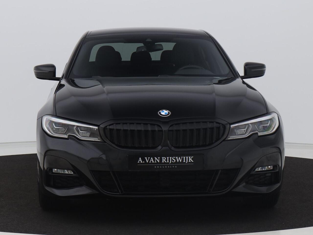 BMW 3-SERIE 330e M-Sport | SHADOW | CAMERA | LEDER