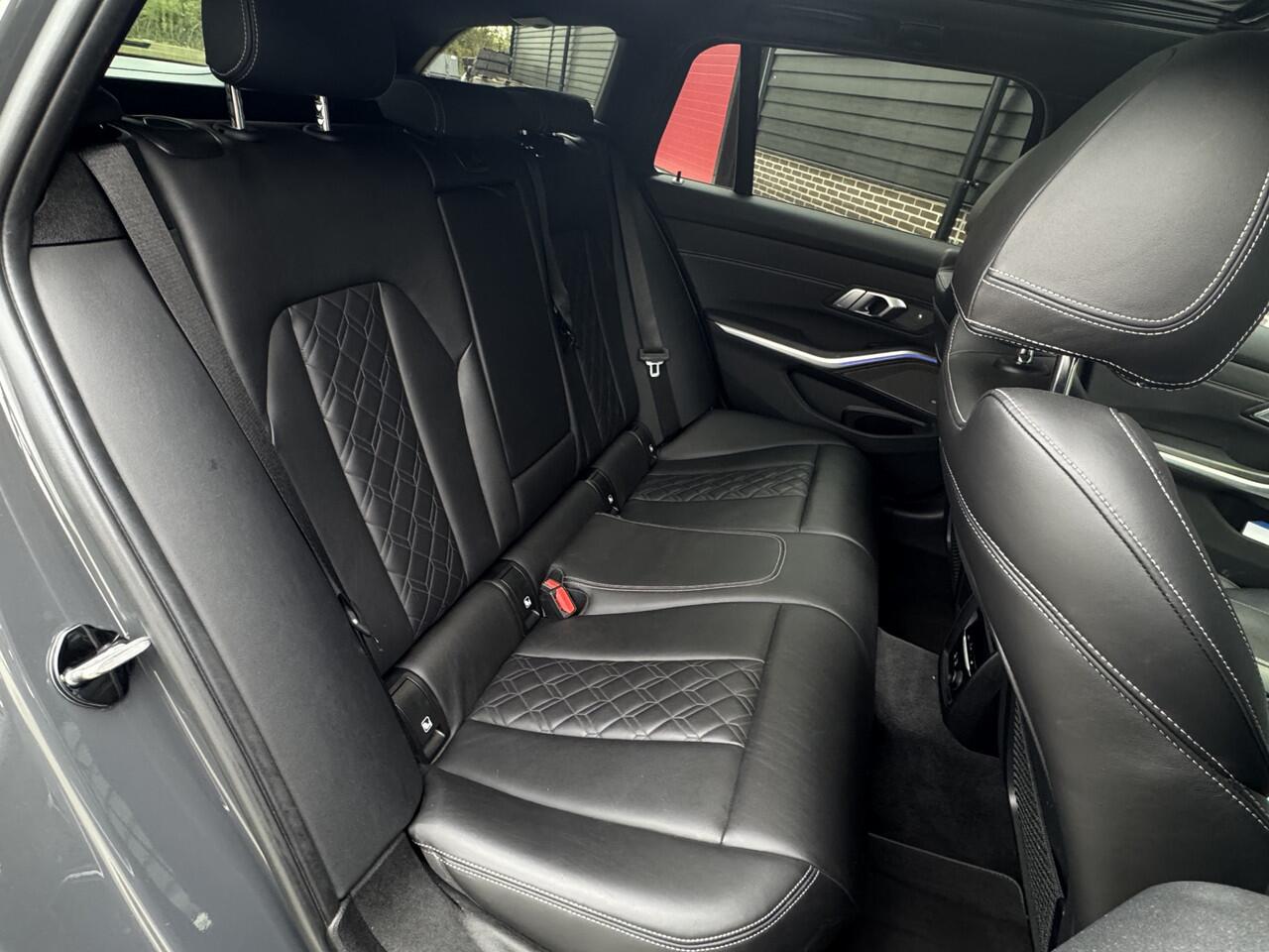 BMW 3-SERIE Touring M340i xDrive AC Schnitzer, Panoramadak, Trekhaak, PPF