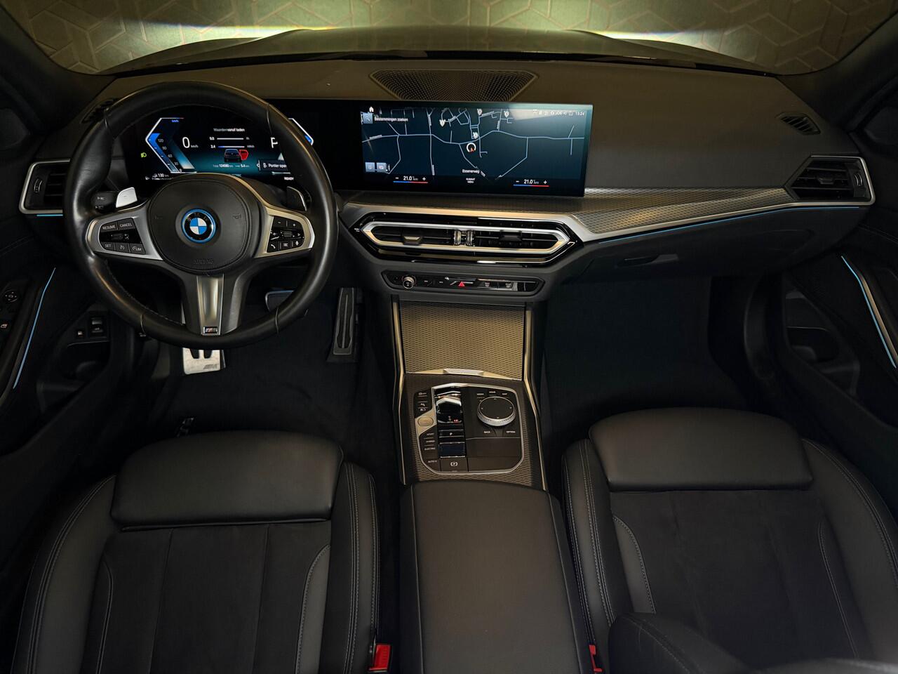 BMW 3-SERIE Touring 320e xDrive | LCI | M-sport | Keyless