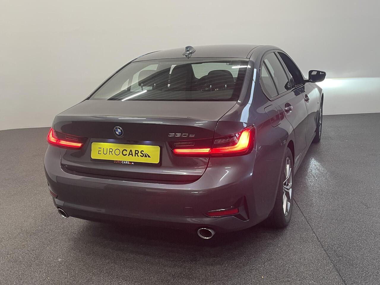 BMW 3-SERIE 330e Sport Line 292 pk Aut Airco ECC Cruise Control Stoelverwarming Live Cockpit Pro PDC VA + Camera Full LED