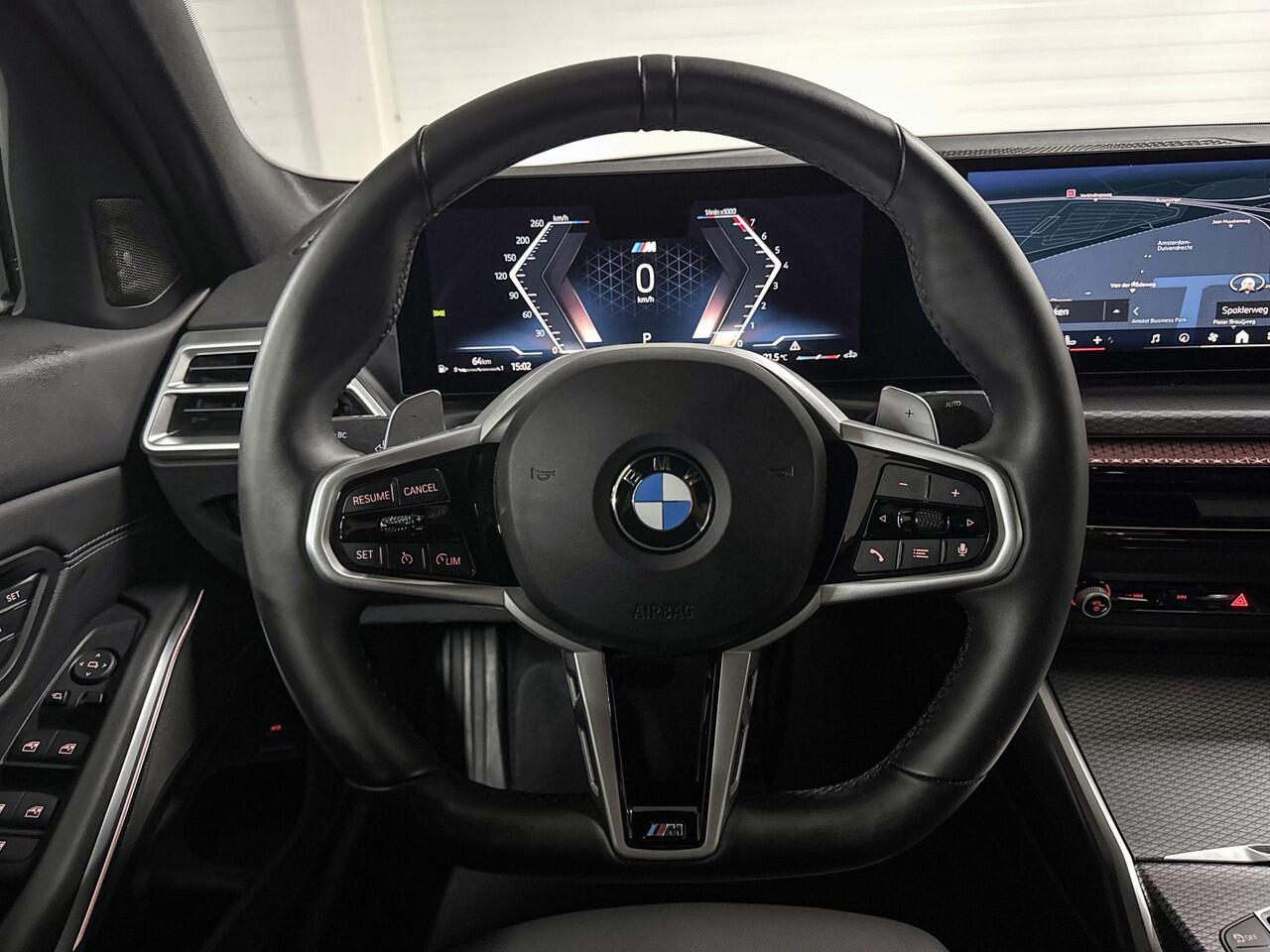 BMW 3-SERIE Sedan 330i xDrive | M-Sport | M-Performance Parts | Comfort Pack | Harman/Kardon | Comfort Access