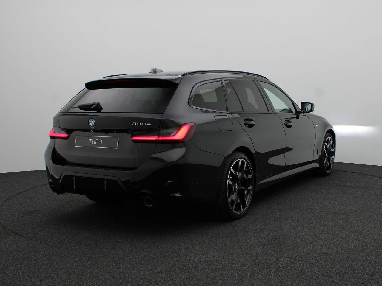 BMW 3-SERIE 330e Touring | M Sportpakket Pro | Comfort Pack | Innovation Pack