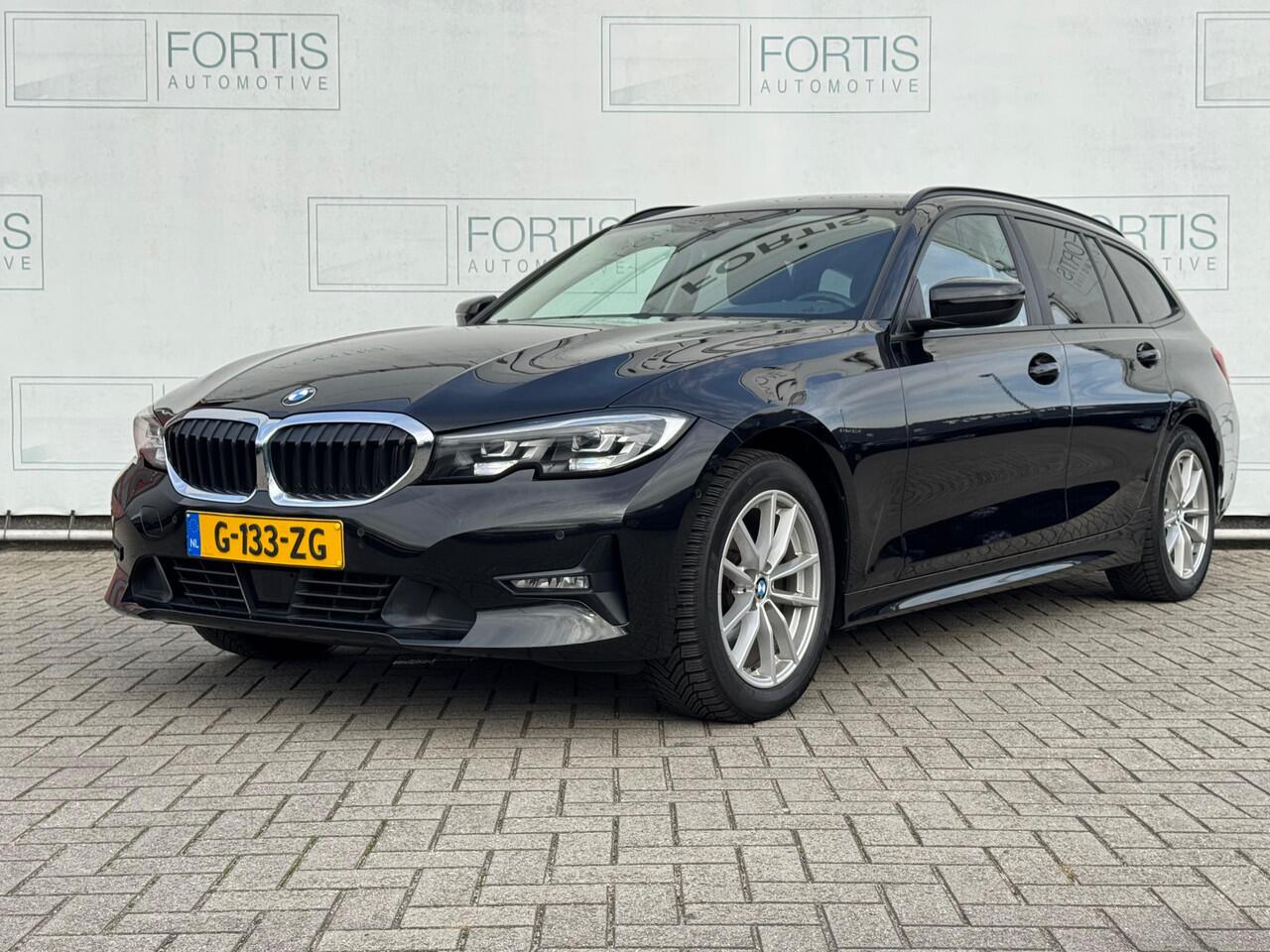BMW 3-SERIE Touring 320i Executive Edition NL-AUTO | ACC |PARKEER CAMERA | NAVI |