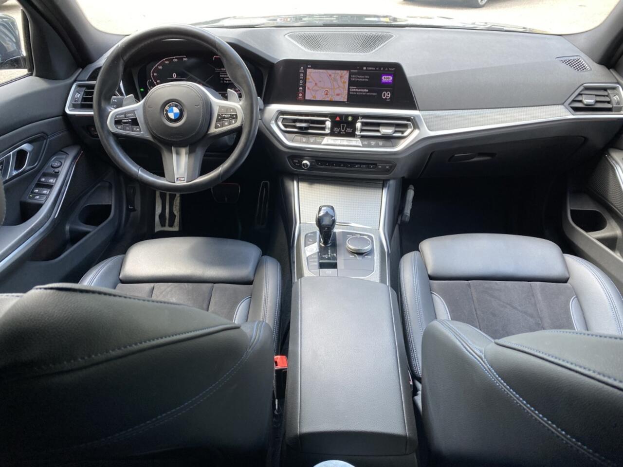 BMW 3-SERIE 320i Business Ed.