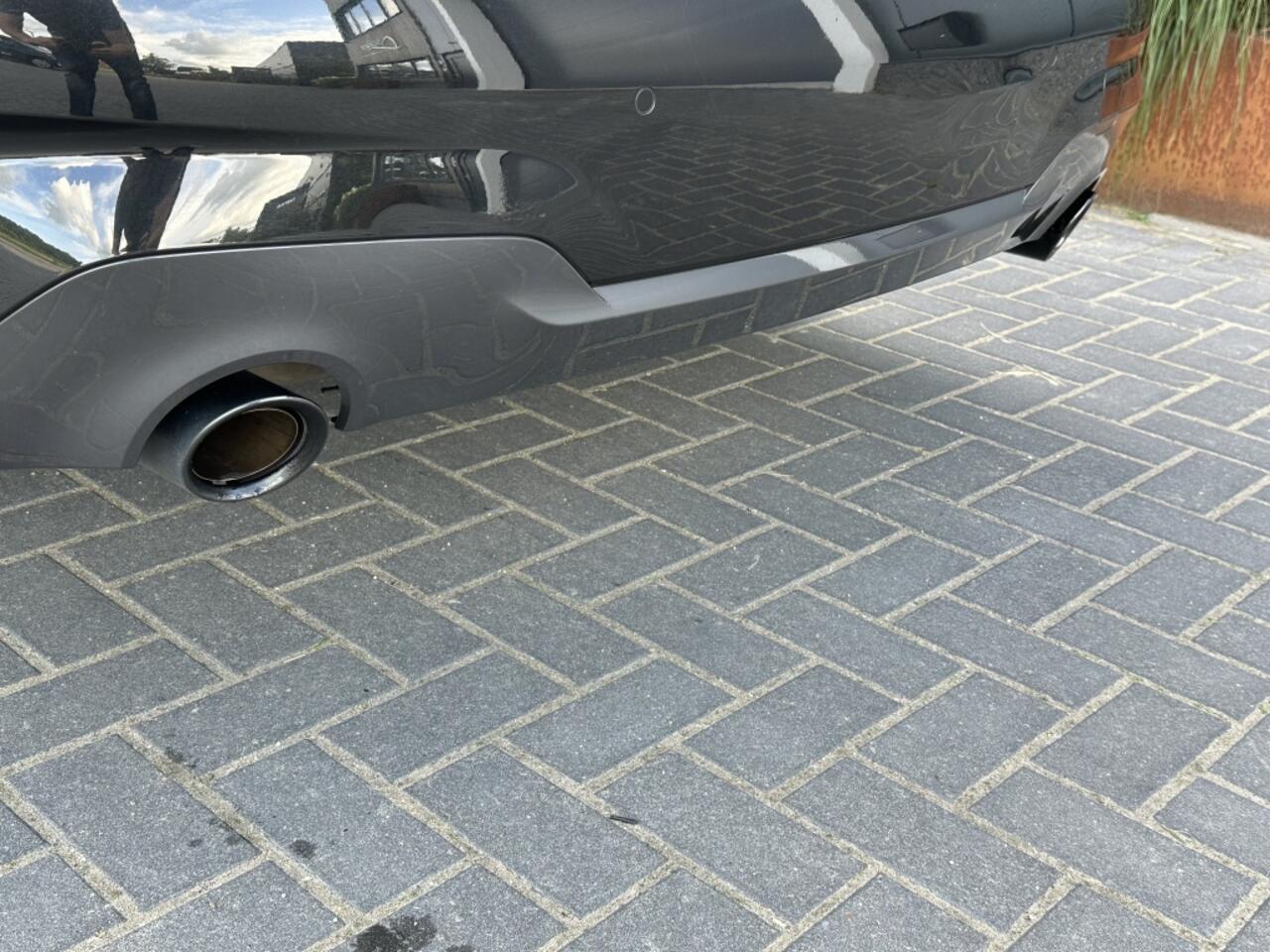 BMW 3-SERIE 330i M PACK M2020 PANO NAVI SPORTVELGEN CLIMATE PDC