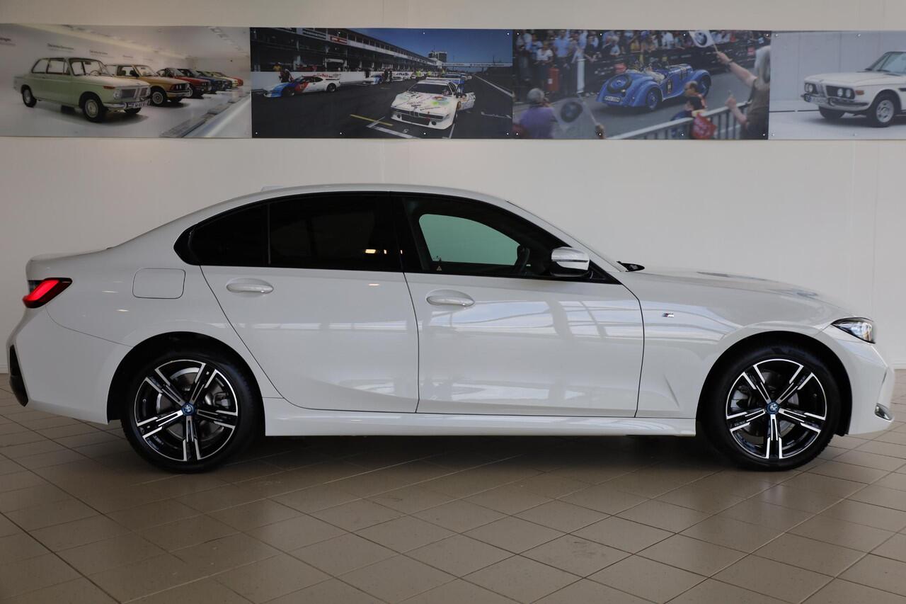 BMW 3-SERIE Sedan 330e M Sportpakket