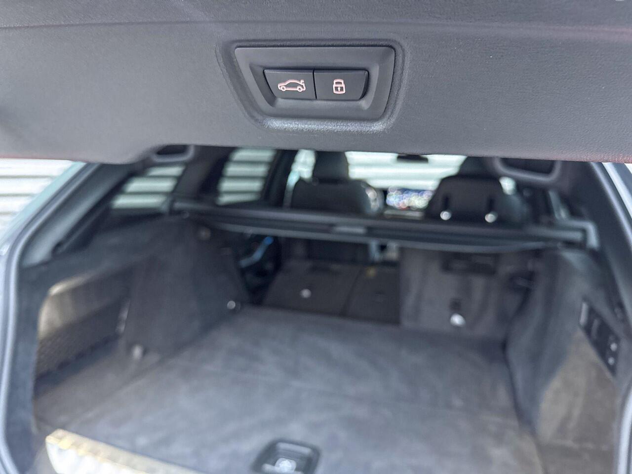 BMW 3-SERIE Touring 320e