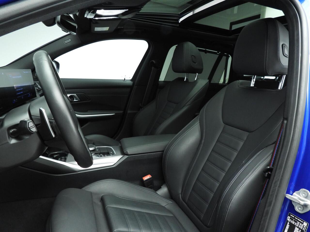 BMW 3-SERIE Touring 320i | M-Sportpakket | LED | Leder | HUD | Schuifdak | Sportstoelen | DAB | Harman-kardon sound | Alu 18 inch