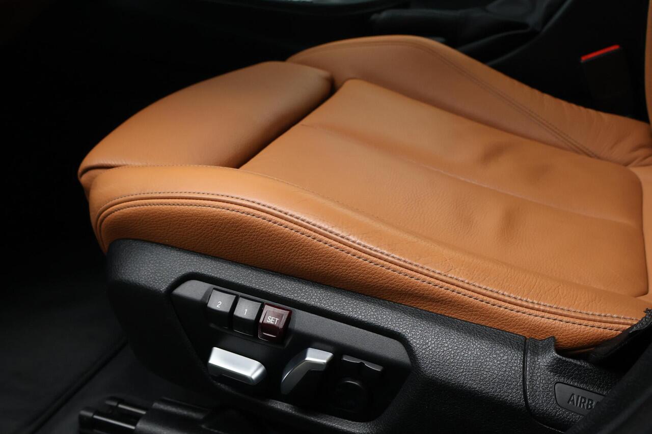 BMW 3-SERIE GT Gran Turismo 330i High Executive