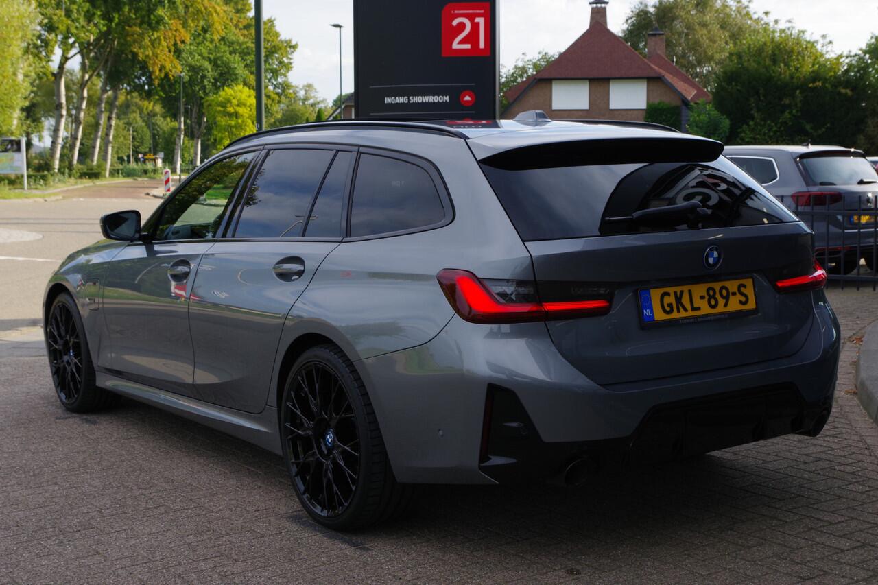BMW 3-SERIE Touring 320e M-Sport 204 PK PHEV, Panoramadak, Camera, Memory, Head-Up