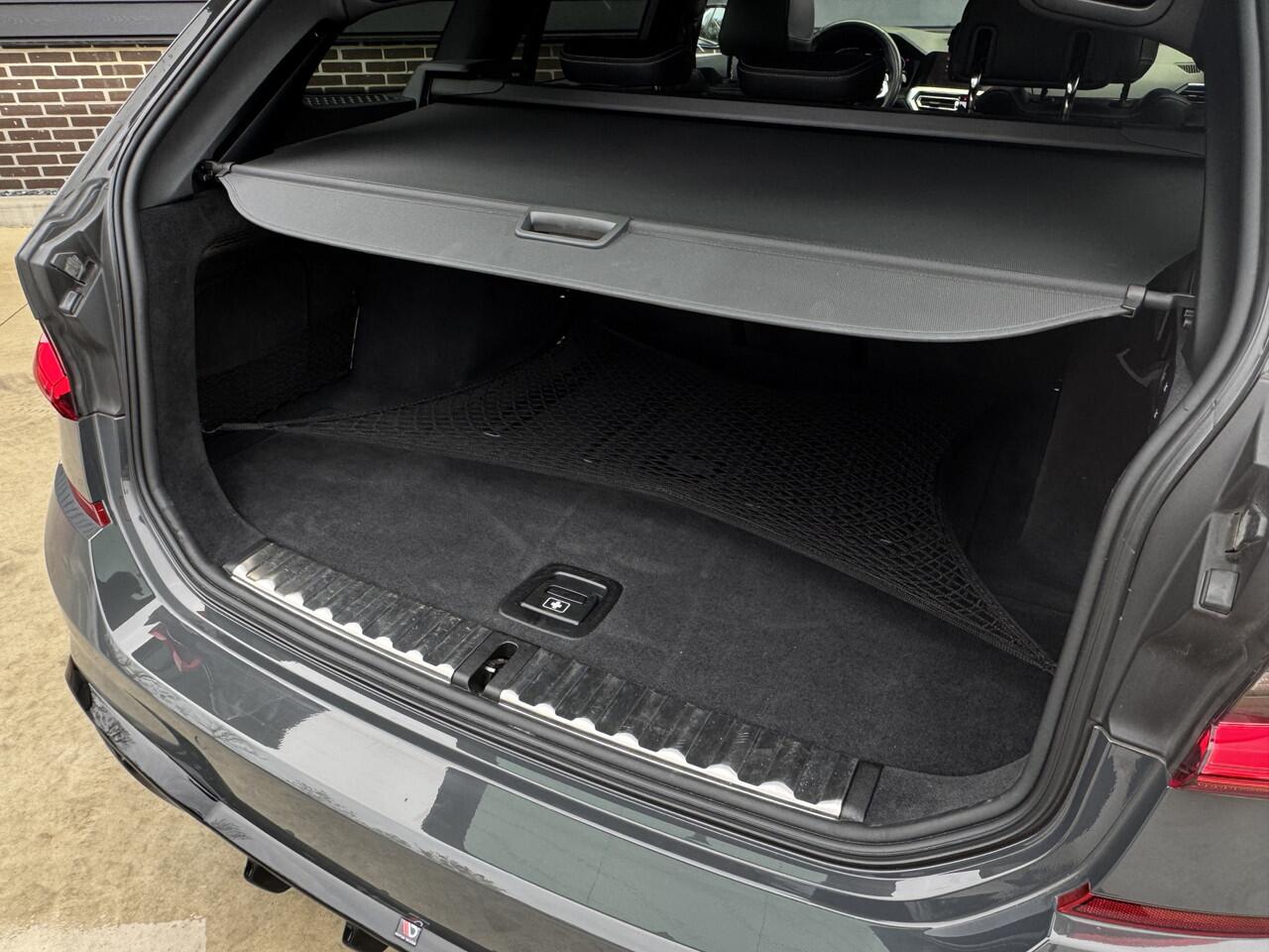 BMW 3-SERIE Touring M340i xDrive AC Schnitzer, Panoramadak, Trekhaak, PPF