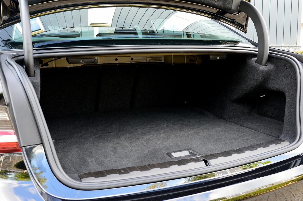 BMW 3-SERIE 330e High Executive Rijklaarprijs-Garantie Navigatie Led Apple carplay Trekhaak Airco