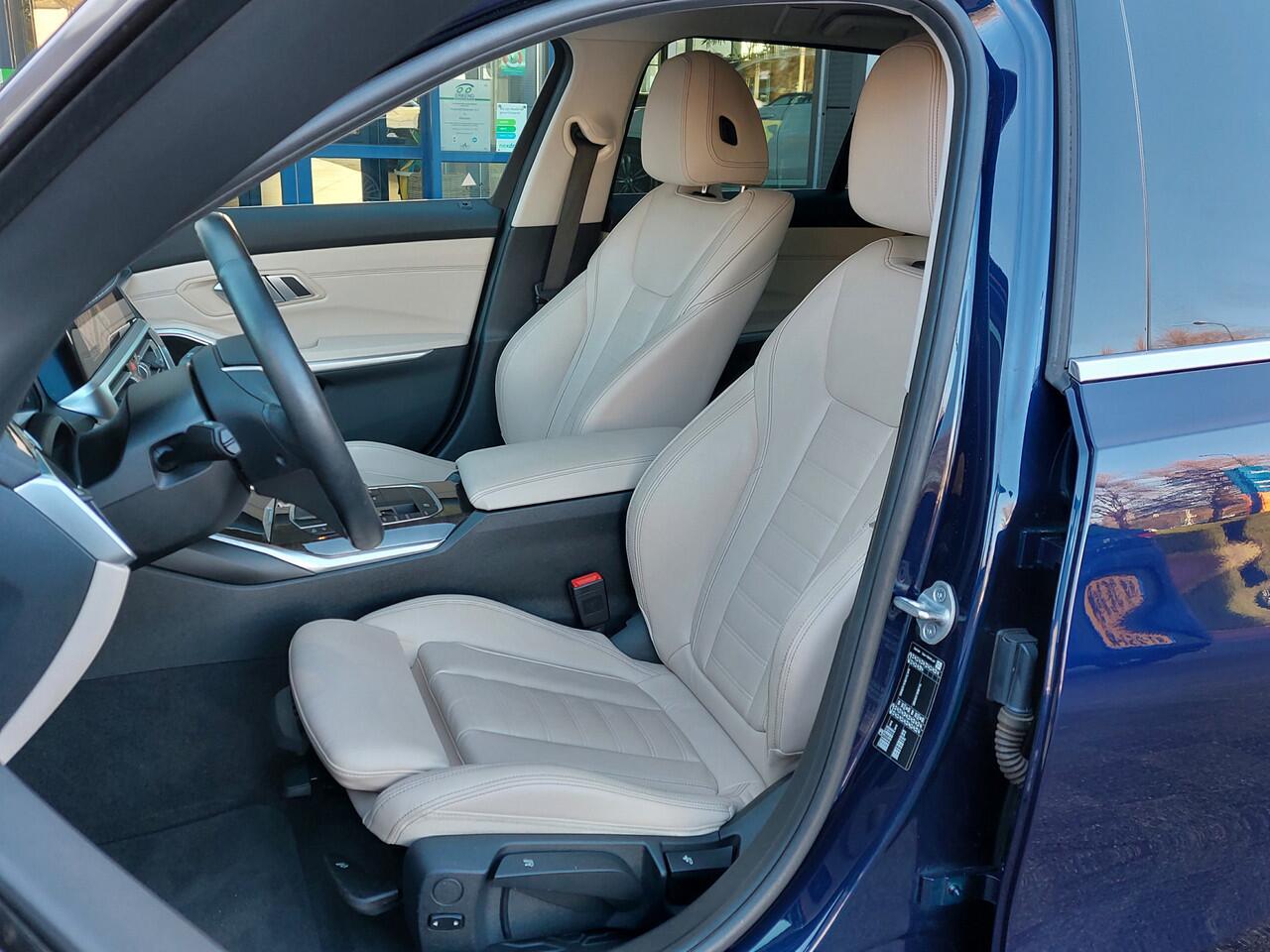 BMW 3-SERIE Touring 320i 184pk Automaat High Executive Individual | Origineel NL | Navi | Apple Carplay | Adap.Cruise | Leder+Verwarmd | Dodehoek+Rijstrooksensor | Pdc V+A+Assist+360 Camera | Privacy Glass