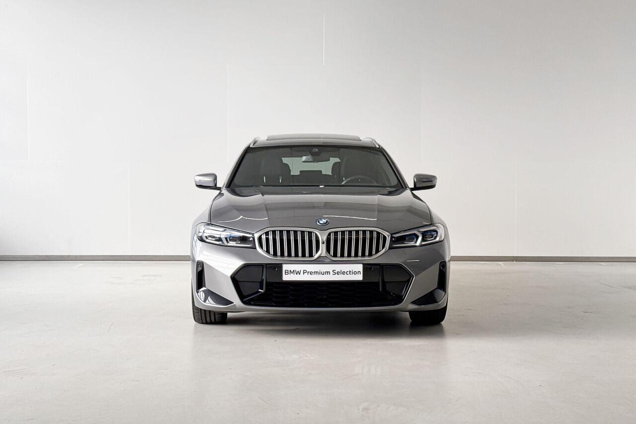 BMW 3-SERIE Touring 330e
