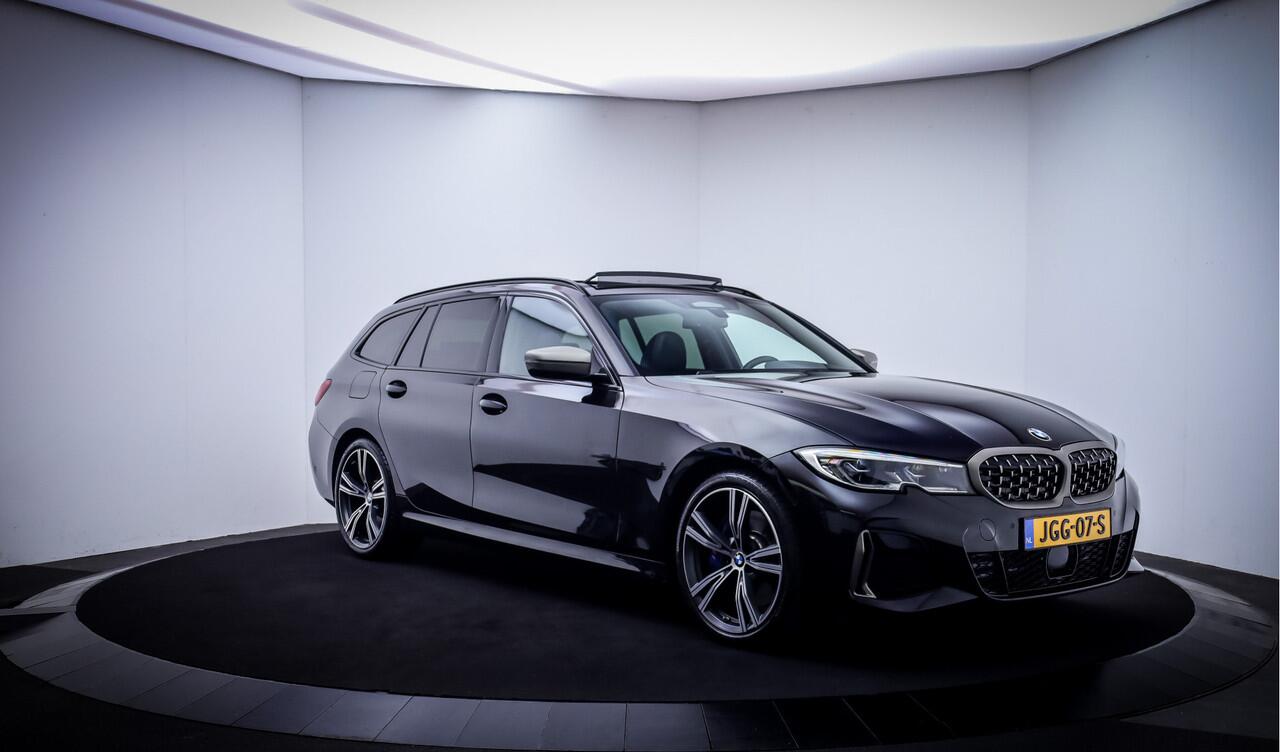 BMW 3-SERIE Touring M340iA xDrive INNOVATION PANO | LASER | HEAD UP | MEMORY | CAMERA | LEDER | KEYLESS | STOELVERW. | CARPLAY | HIFI | LMV 19''