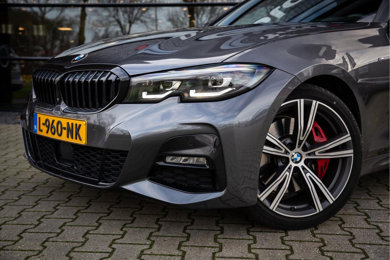BMW 3-SERIE Touring 330i High Executive Edition , M Supersportstoelen, BMW Individual velgen, Panoramadak, Harman&Kardon, 360-camera,