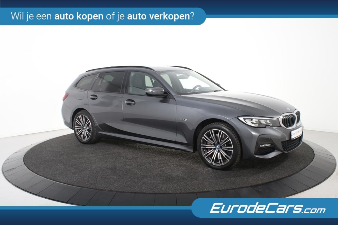 BMW 3-SERIE Touring 330e xDrive M-Sport *1ste Eigenaar*Leer*Full Options*