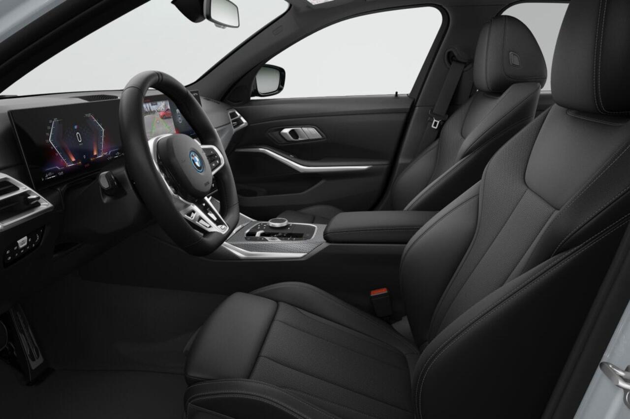 BMW 3-SERIE Sedan 330e M Sport Edition | M Sportpakket | Comfort Pack | Trekhaak