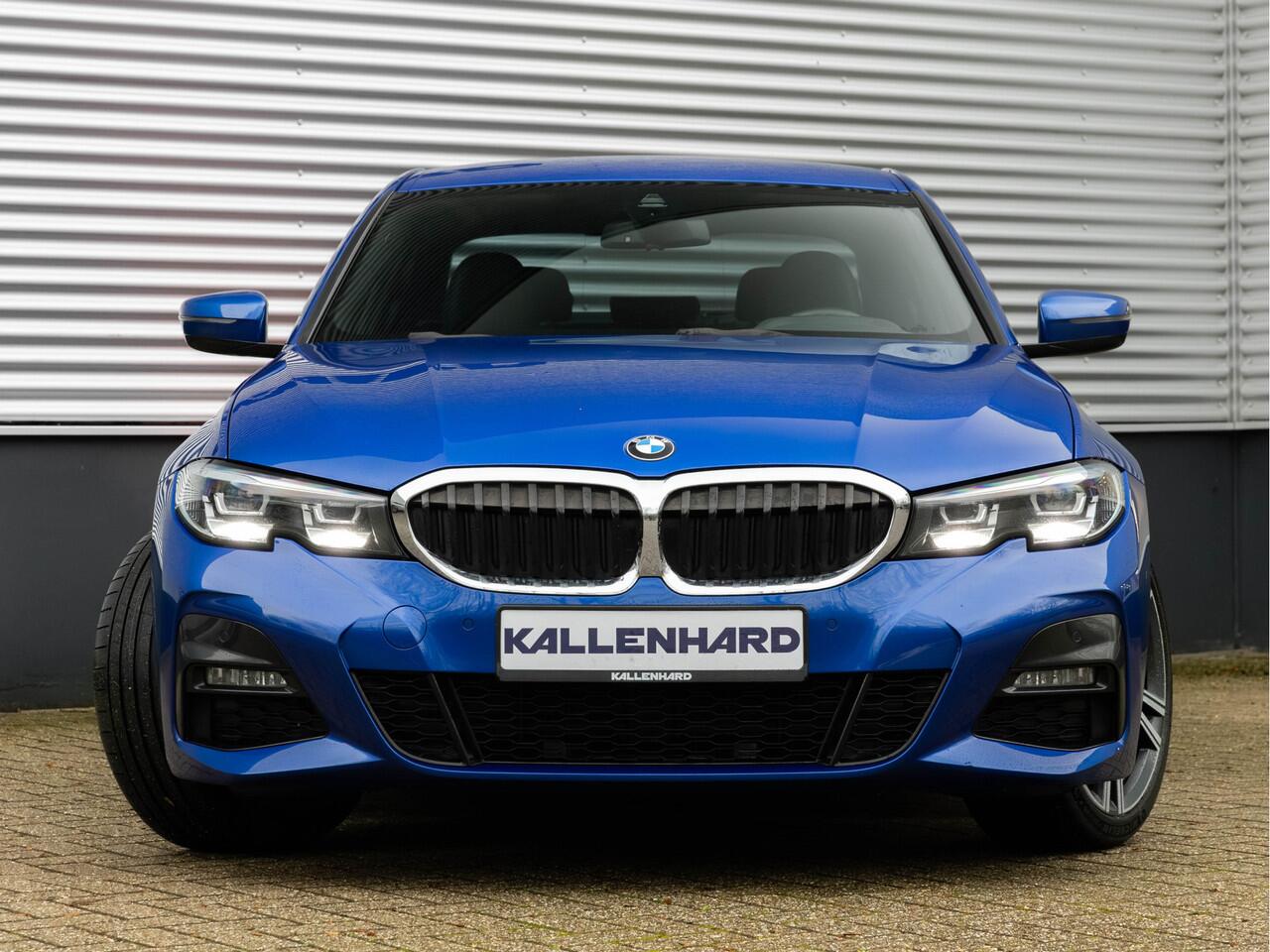 BMW 3-SERIE 320i M-Sport - Camera - Hifi - 19 inch - Live Cockpit Prof