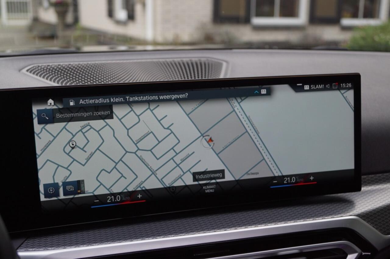 BMW 3-SERIE 330e M Sport (292pk) M340i Look/HUD/Panodak/Trekhaak/VOL!