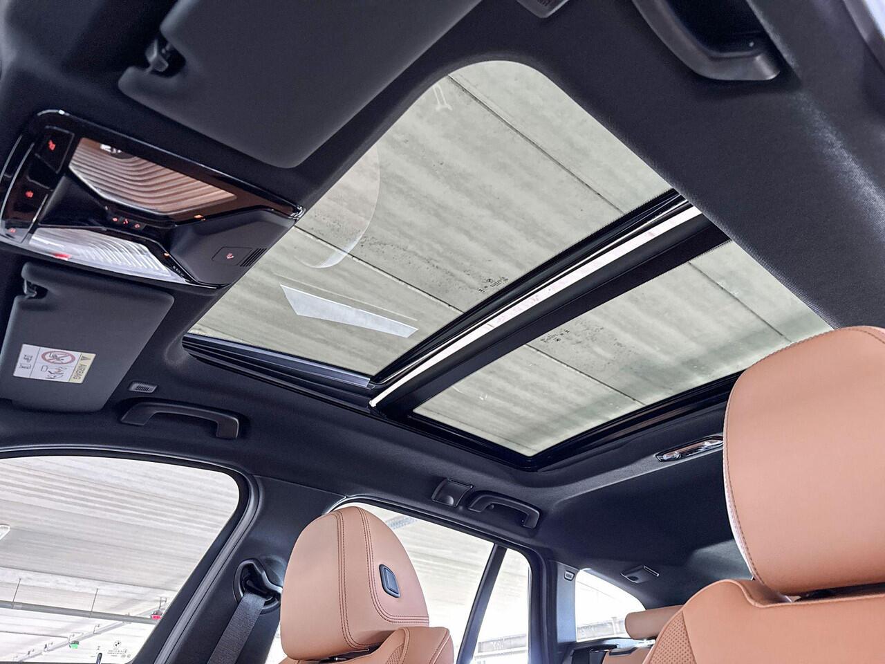 BMW 3-SERIE Touring 330e | Selections