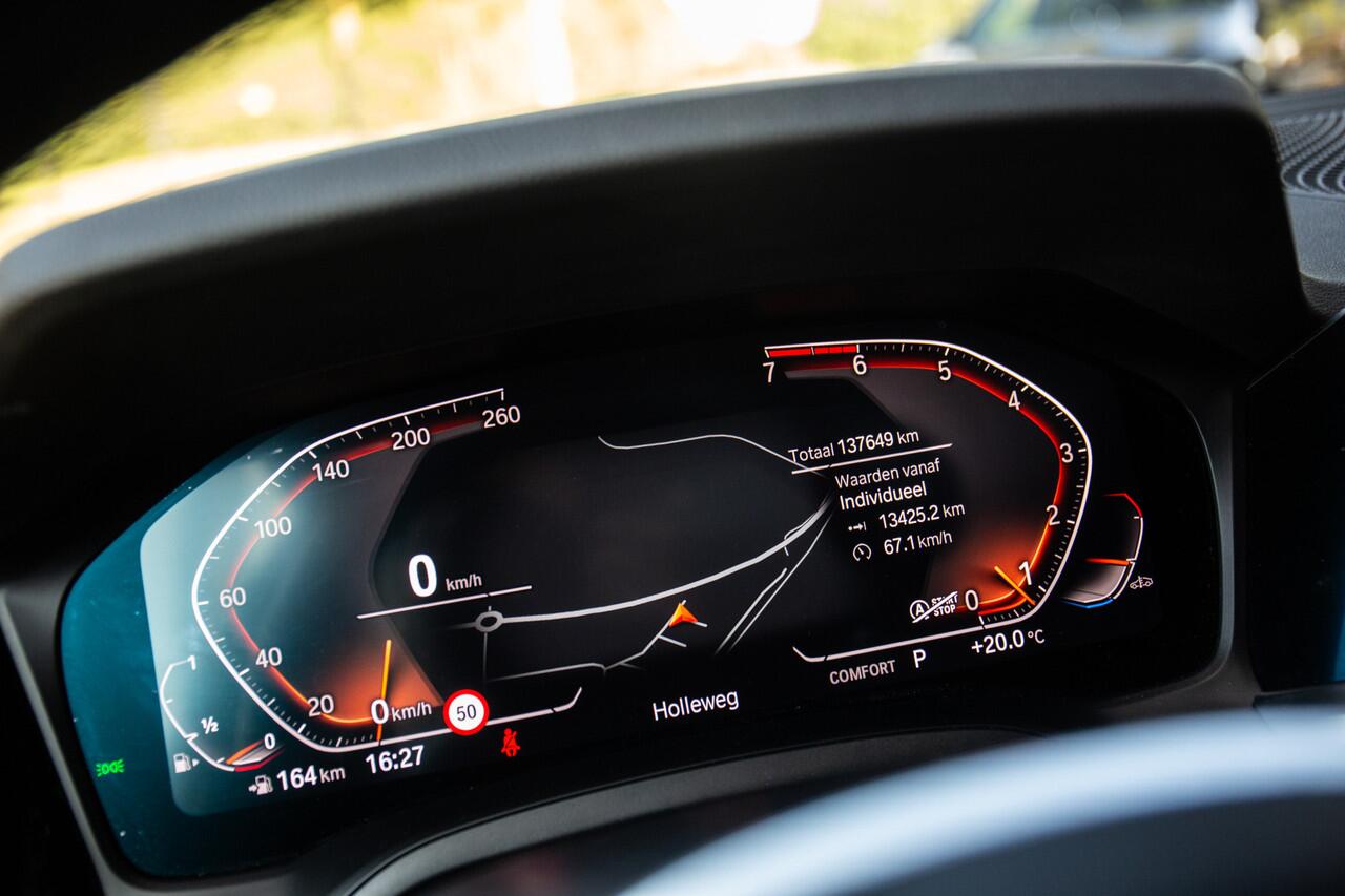 BMW 3-SERIE Touring 320i High Executive Edition M-Sport , Panoramadak, Leer, Harman/Kardon,