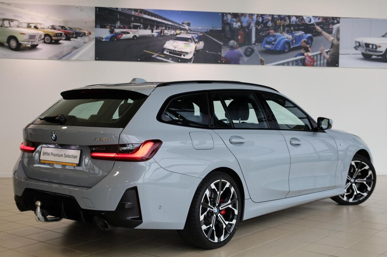 BMW 3-SERIE Touring 320i | M Sportpakket Pro | Panoramadak | Elektr. Trekhaak | Sportstoelen | Stoelverwarming | Comfort Access