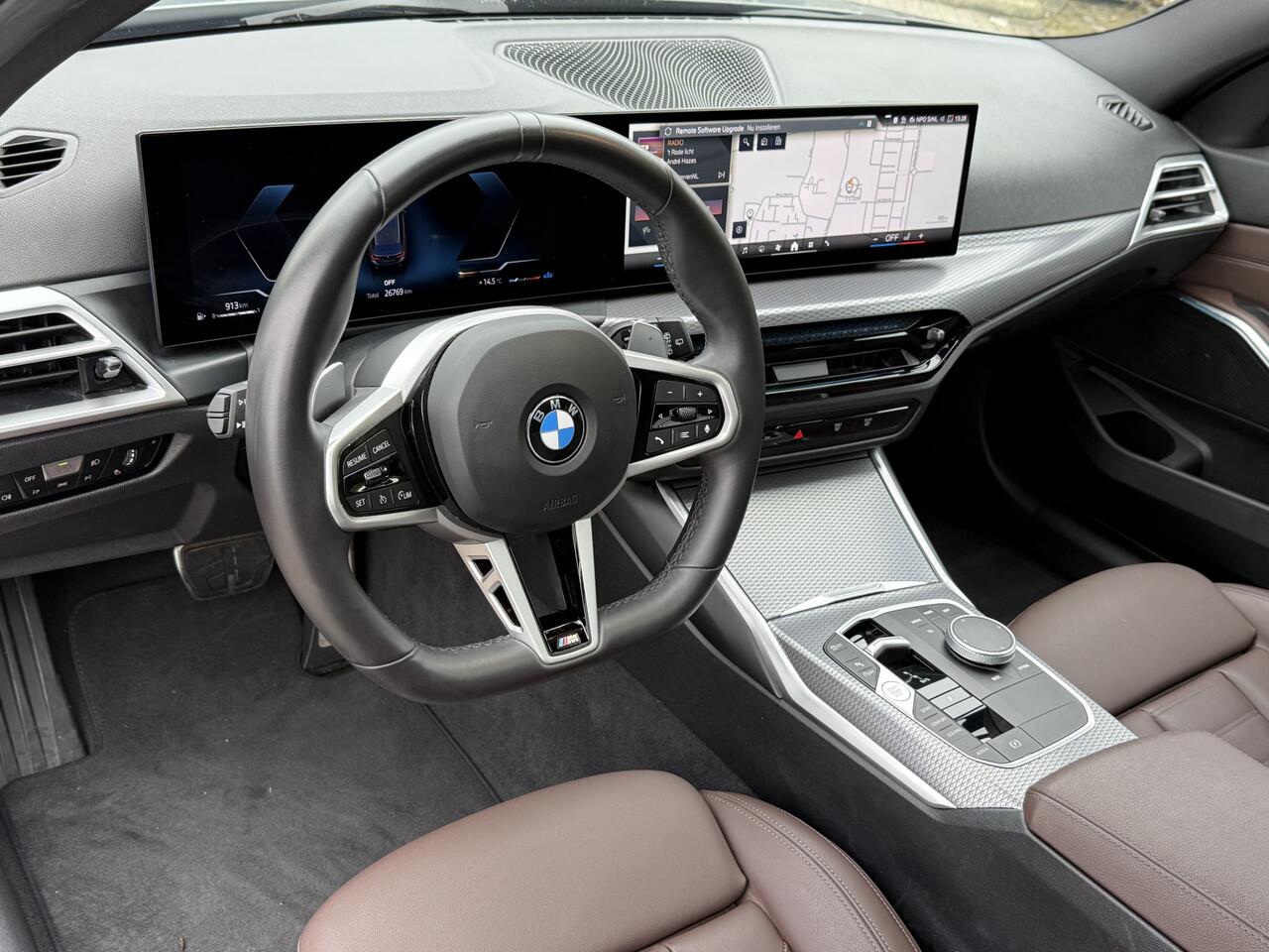 BMW 3-SERIE Touring 318i | NW Model | M-Sport | 19'' | Panorama | Camera | Elek. Trekhaak