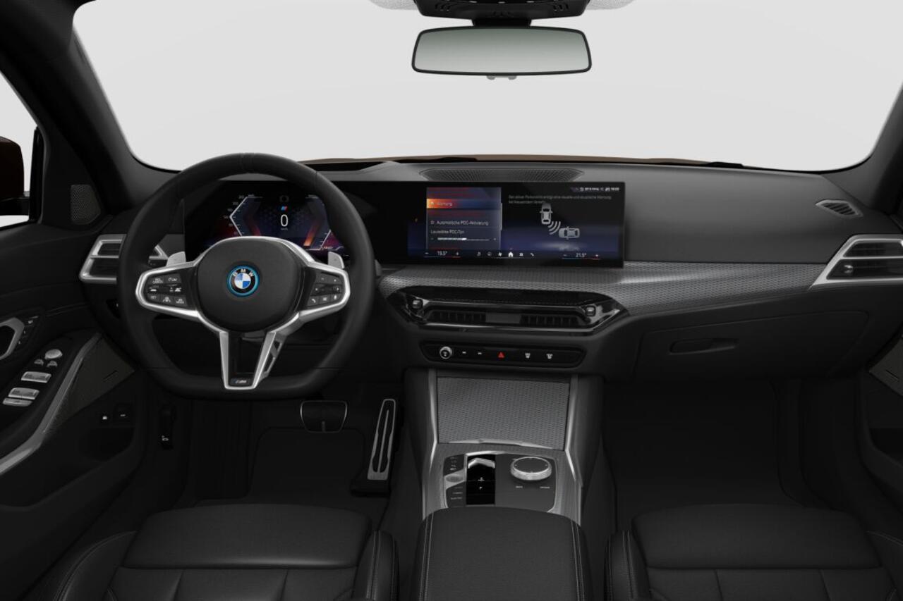 BMW 3-SERIE Touring 330e M Sport Edition | M Sportpakket Pro | Innovation Pack | Comfort Pack | Trekhaak