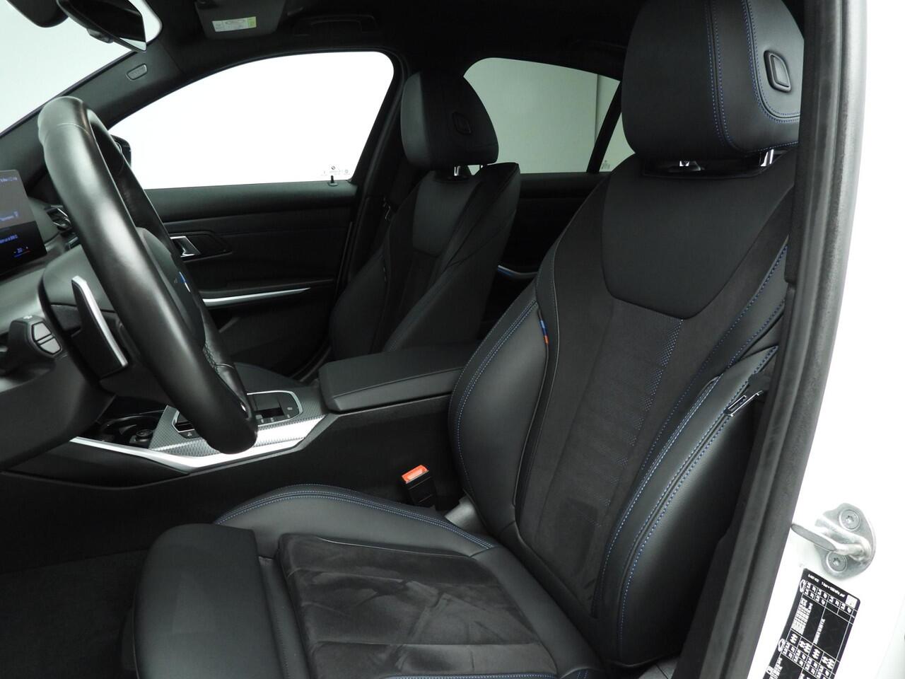 BMW 3-SERIE Sedan 320e | M-Sportpakket | LED | Navigatie | Trekhaak | Stoelverwarming | DAB | Alu 18 inch