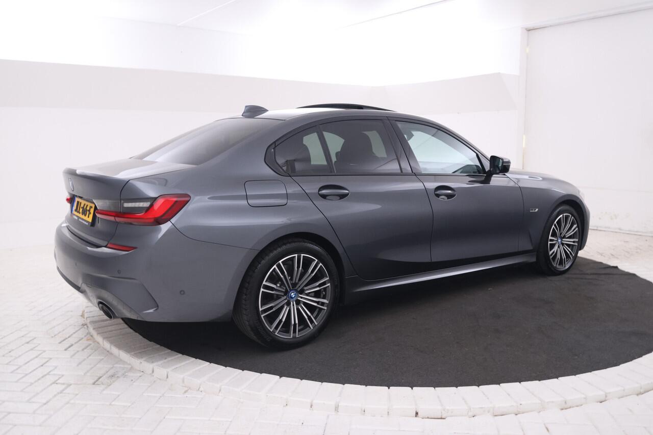 BMW 3-SERIE 320e Business Edition Plus Automaat, Digital dash, M-Sport pakket!