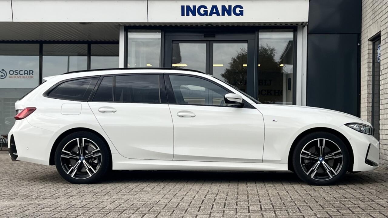 BMW 3-SERIE Touring 330e M-Sport | Navi | Camera | Stoel-Stuurverwarming