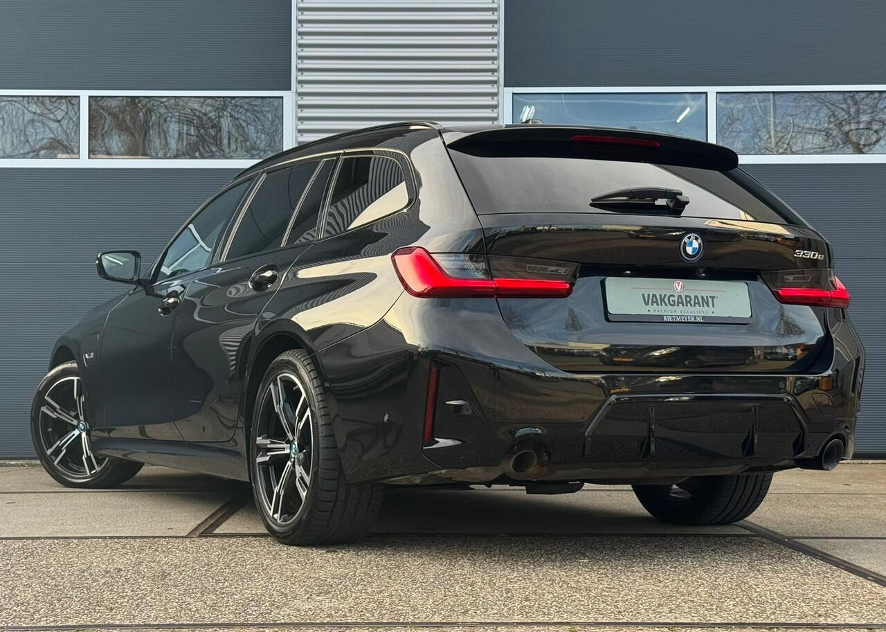 BMW 3-SERIE Touring 330e High Executive |Pano |M Perf. stoelen |H&K |Wide screen |Sfeer |Memory| Head-Up |ACC