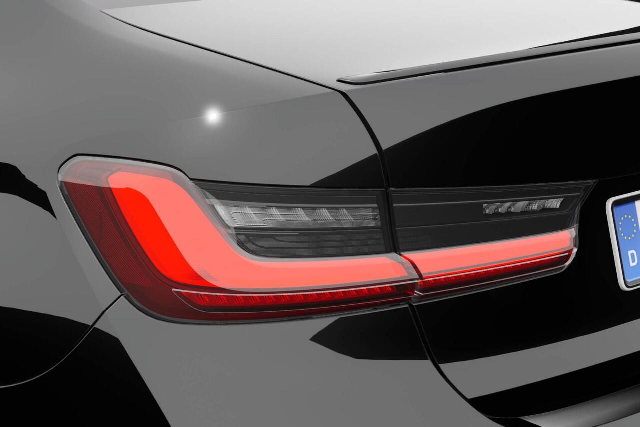 BMW 3-SERIE Sedan 330e | M Sport Pro | Comfort Pack | Active Cruise Control | Elektrisch bediend glazen schuif-/kanteldak