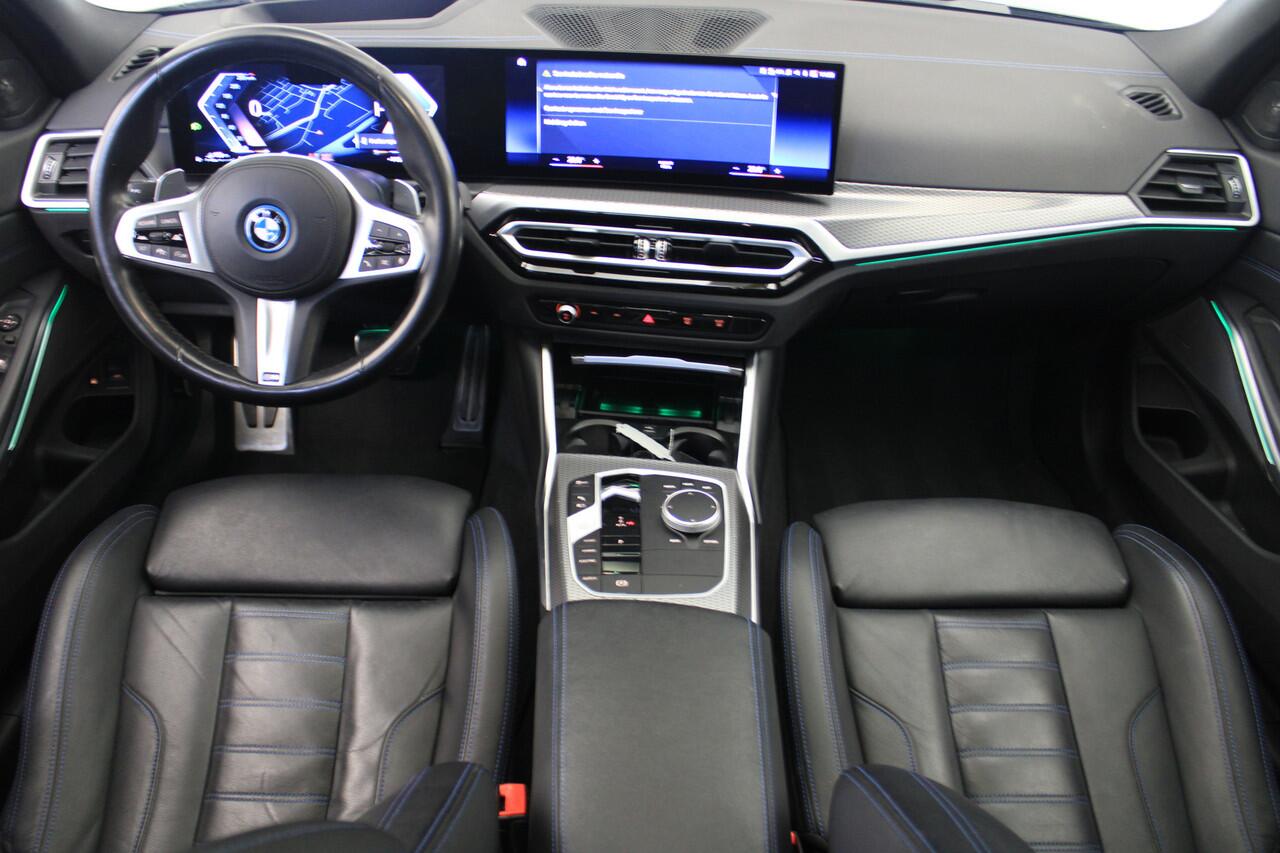 BMW 3-SERIE Touring 330e M-Sport |Pano|M-Performance|