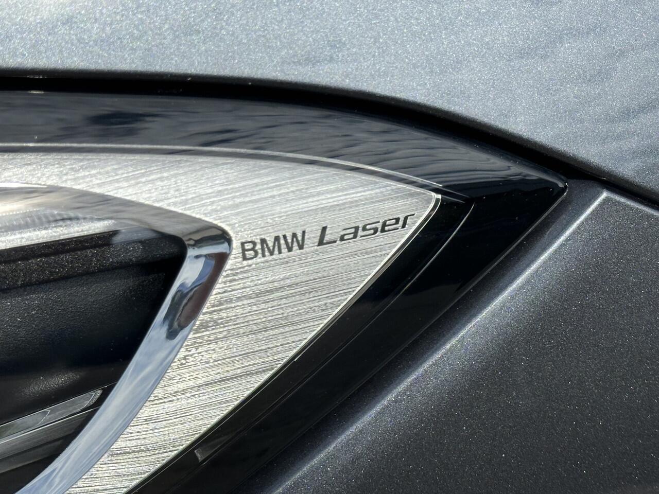 BMW 3-SERIE 330e Sportline 330 Schuifdak|Laser-LED |Leer|Stoelverw|HiFi