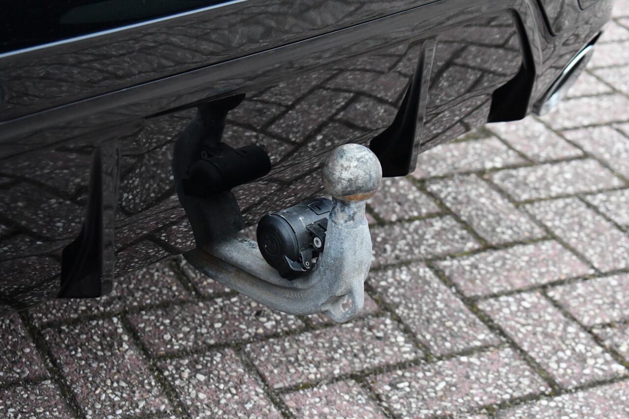 BMW 3-SERIE Touring 330e M-Sport Pano ACC Trekh H/K HUD 19inch Stuurverw