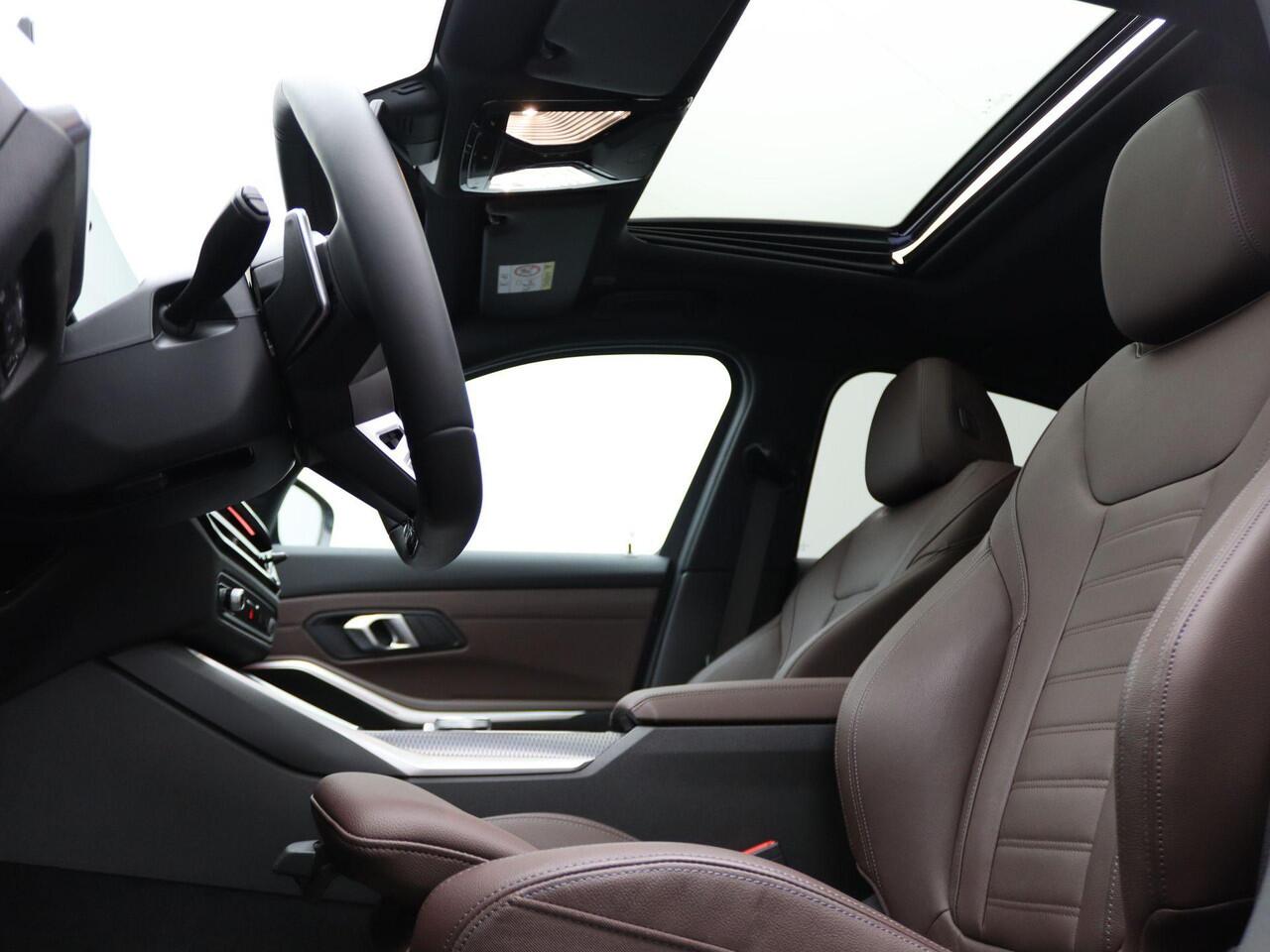 BMW 3-SERIE Sedan 330e High Executive