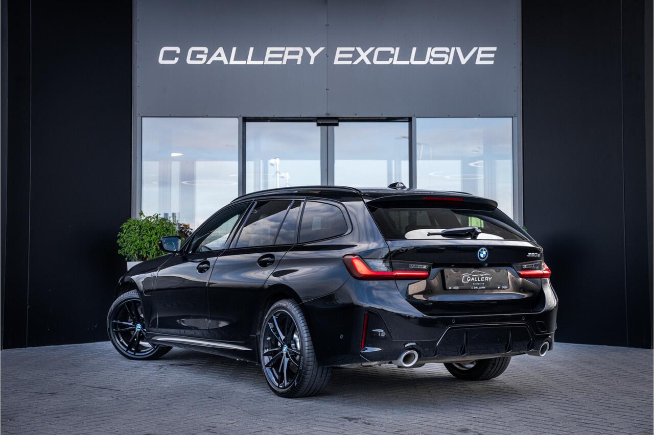 BMW 3-SERIE Touring 320e - M Sport | Panorama | HUD | Carplay | Stoelverwarming