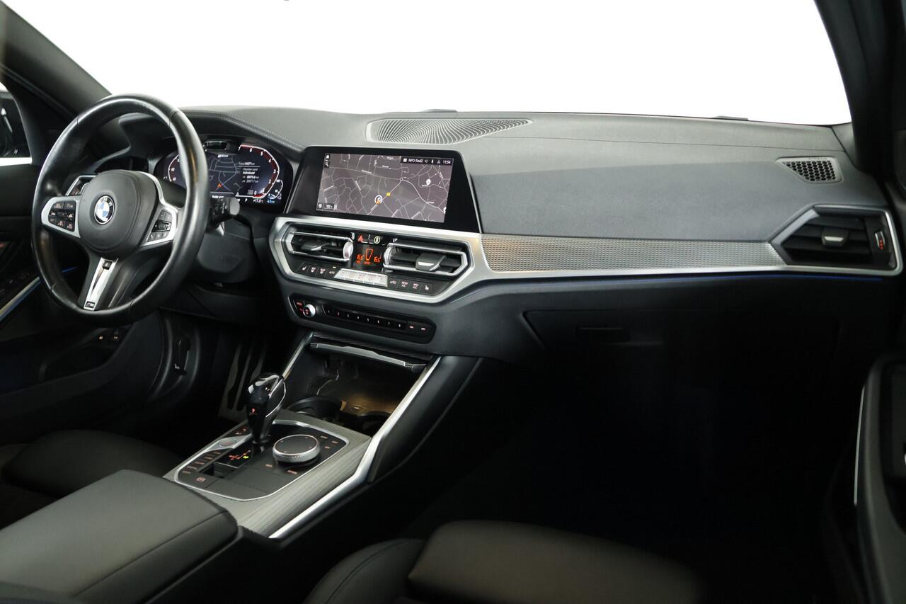 BMW 3-SERIE Touring 330e M-Sport / Opendak / HarmanKardon / Co-Pilot / HUD